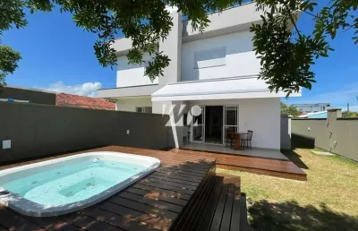 Sobrado geminado 3 quartos com 1 suíte e 116m² - pinheira
