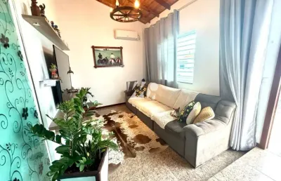 Casa com 2 quartos à venda na Rua Itacorubi, 1, Bela Vista, Palhoça