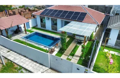 Seu refúgio no paraíso! casa mobiliada com piscina a venda na praia de carapibus - conde/pb