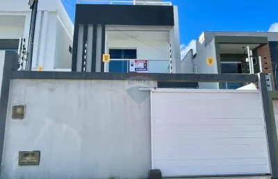 Casa com 3 quartos sendo 3 suítes em carapibus - conde pb.