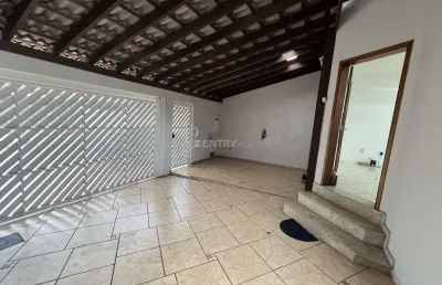 Casa térrea com 2 dormitórios,   1 suíte,  sala de estar e jantar integrada à cozinha, escritório,  2 vagas. jardim itália,  varzea paulista-sp