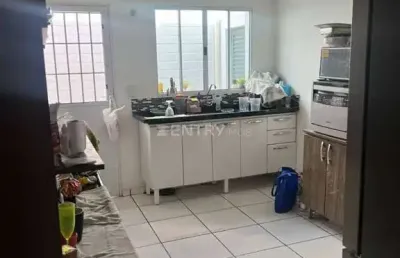 Linda e confortável casa térrea,  3 dormitórios,  1 suíte, 2 vagas em itupeva-sp