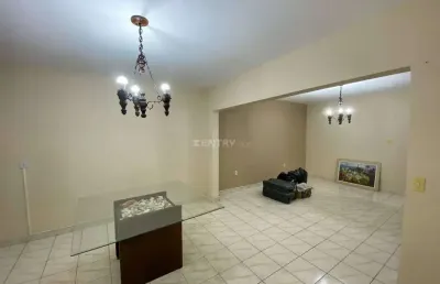 Casa com 3 quartos à venda na Rua Orlando Branco, Jardim das Tulipas, Jundiaí
