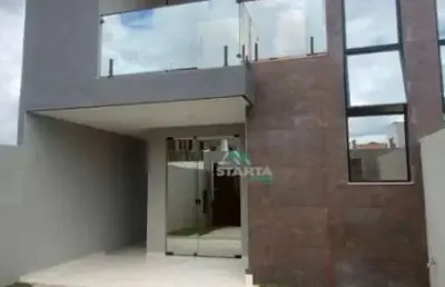 Casa duplex nova com 151m² de área construída, 3 suítes