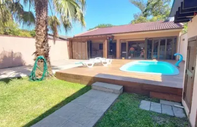 Casa 4 dormitórios à venda no bairro centro com 163 m² de área privativa - 3 vagas de garagem