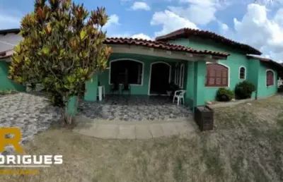 Casa 3 dormitórios à venda no bairro centro com 270 m² de área privativa