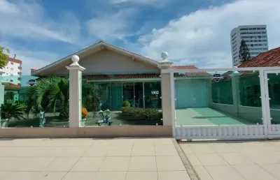 Casa 4 dormitórios à venda no bairro centro com 314 m² de área privativa - 3 vagas de garagem