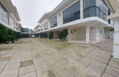 Sobrado/ duplex 3 dormitórios à venda no bairro centro com 125 m² de área privativa - 1 vaga de garagem