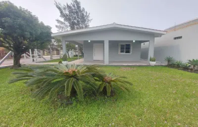 Casa 2 dormitórios à venda no bairro zona nova com 130 m² de área privativa - 1 vaga de garagem