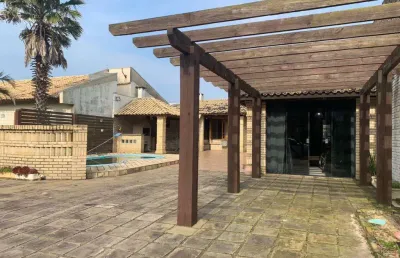 Casa 2 dormitórios à venda no bairro centro com 110 m² de área privativa