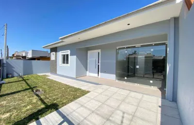 Casa 2 dormitórios à venda no bairro nova tramandaí - 1 vaga de garagem