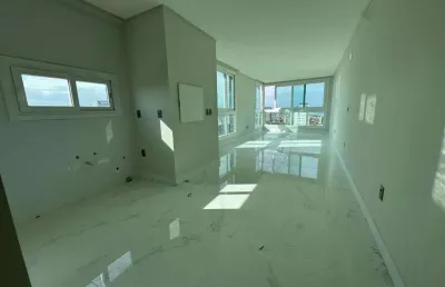 Apartamento 2 dormitórios à venda no bairro centro com 101 m² de área privativa - 1 vaga de garagem