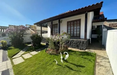 Casa com 4 quartos à venda na rua thiago da fonseca, 441, capoeiras, florianópolis por r$ 957.000
