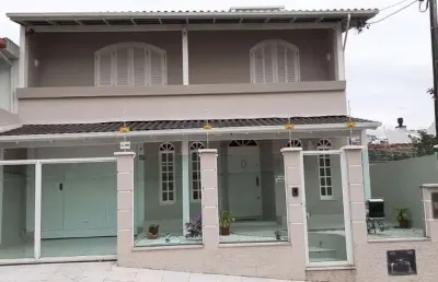 Casa com 4 quartos à venda na são jorge, 252, floresta, são josé por r$ 1.650.000