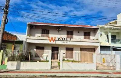 Casa com 4 quartos à venda na rua antônio mattos areas, 584, estreito, florianópolis por r$ 1.600.000