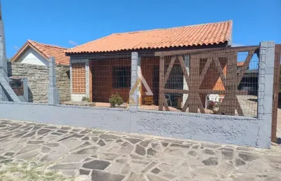 Casa com 3 quartos à venda na rua osvaldo aranha, 5015, nazaré, cidreira, 200 m2 por r$ 216.000