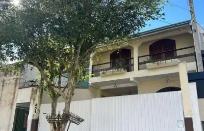 Casa com 4 quartos à venda na rua ciro de castro, 401, cidade industrial, curitiba por r$ 430.000