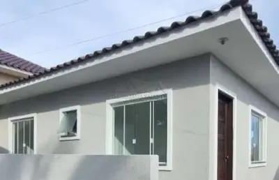 Casa com 3 quartos à venda na rua mogno, 125, parque do embu, colombo, 54 m2 por r$ 265.000