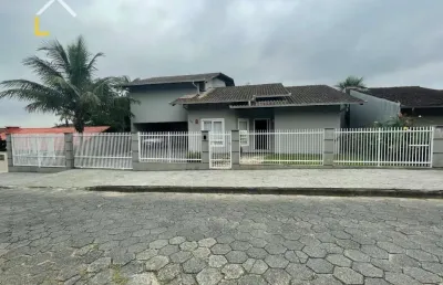 Casa com 3 dormitórios à venda, 220 m² por r$ 900.000,00 - itaum - joinville/sc