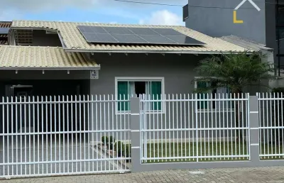 Casa com 2 dormitórios à venda, 125 m² por r$ 690.000,00 - petrópolis - joinville/sc