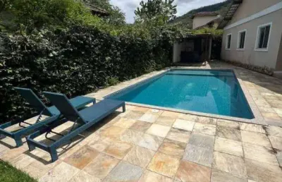 Asset imóveis vende casa de condomínio com 3 quartos(2suítes), 150m², por r$ 950.000 - itaipu - niterói/rj