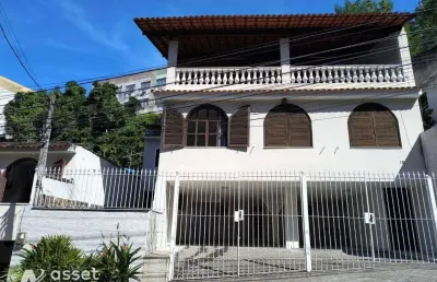 Asset imóveis vende casa triplex com 4 quartos (1suíte), 203m², por r$ 430.000 - fonseca - niterói/rj