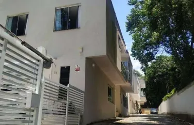 Asset imóveis vende casa triplex com 4 quartos (2suítes), 210m², por r$ 1.290.000 - são francisco - niterói/rj