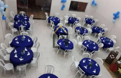 Excelente casa para venda com piscina e salão de festas no barreiro com doc