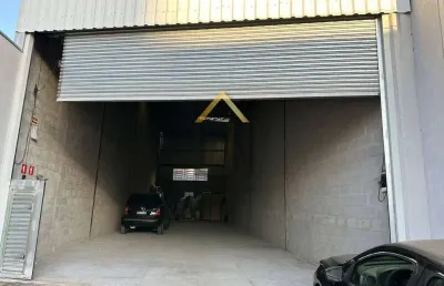 Barracão / Galpão / Depósito com 1 sala para alugar no Centro, Taubaté 