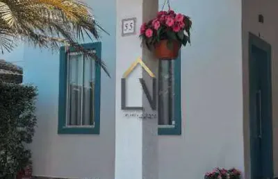 Casa térrea com piscina em condomínio fechado – hípica pinheiros, taubaté
