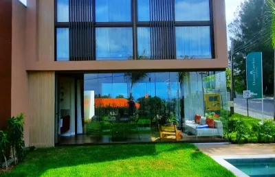 Casa no ocean gardem cumbuco - 3 suites, lavado, dep completa empregada.