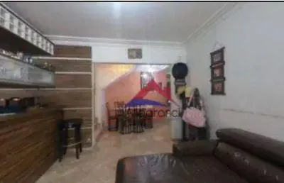 200 m² construídos, amplo sobrado com 3 dormitórios (1 suite master com hidro e closed)