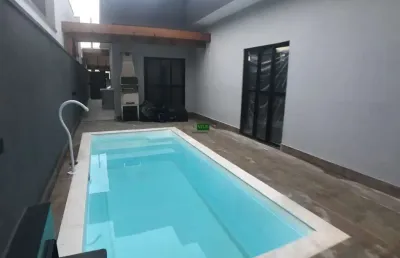 Casa nova a venda com 3 quartos sendo 1 suíte . massaguaçu a 400m do mar . caraguatatuba sp