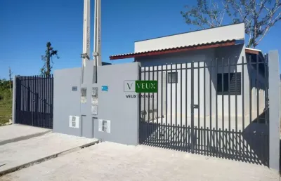 Casa  nova a venda com2 quartos sendo 1 suíte em caraguatatuba sp