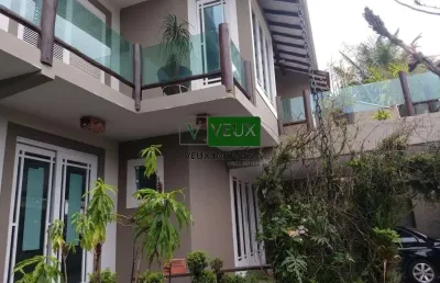 Casa com 3 suites , escritório  no bairro pontal santa marina