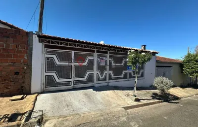 Casa à venda em marília-sp no bairro jânio quadros: 3 quartos, 1 suíte, 2 banheiros e 160m² de área!