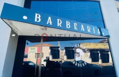 Salão comercial aluguel centro marília 60m² 2 banheiros r$ 2.100 ideal para negócios -conheça e alugue com pontual imóveis sua imobiliária em marília