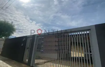 Casa 3 quartos fragata marília sp alugar r$ 1800 garagem quintal valor negociável pontual imóveis imobiliária marília sp agende visita