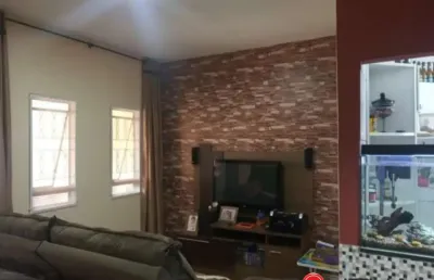 Casa com 2 quartos à venda no Jardim Nacional, Marília 