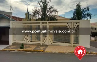 Casa com 3 quartos à venda no Alto Cafezal, Marília 