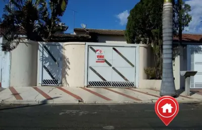 Casa à venda jardim américa marília com piscina - agende sua visita hoje - pontual imóveis sua imobiliária em marília