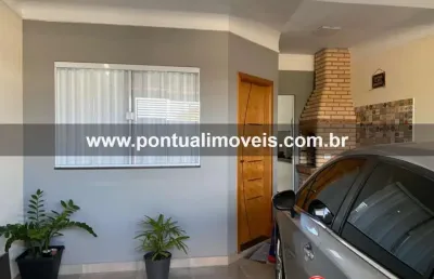Casa à venda em marília no bairro palmital. agende uma visita!