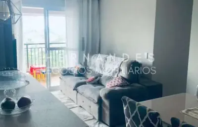 Apartamento à venda com 3 dormitórios, 1 suíte, 2 vagas