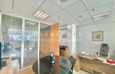 Sala comercial com 42m² localizada no 18 do forte em alphaville