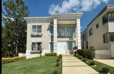 Residencial vila solaia imóvel com 568,94 m² sendo 4 suítes amplas com closet