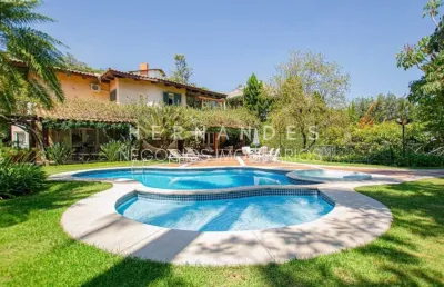 Casa de luxo em condomínio: 4 quartos, 4 suítes, 3 salas, 6 banheiros, 4 vagas em tamboré, barueri-sp - 790m².