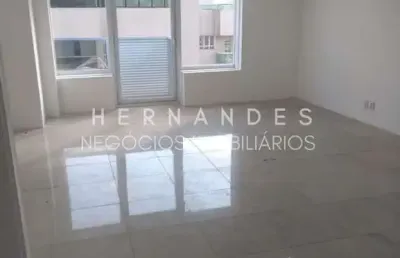 Sala comercial em condomínio à venda em barueri-sp - alphaville industrial: 1 sala, 1 banheiro, 1 vaga, 49m². venha conferir!
