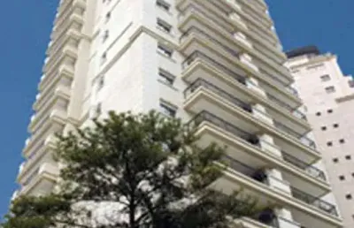 Andar alto em rua tranquila próximo ao shopping eldorado