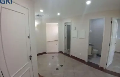 Prédio com 3 salas para alugar na Avenida Vereador José Diniz, 3720, Campo Belo, São Paulo