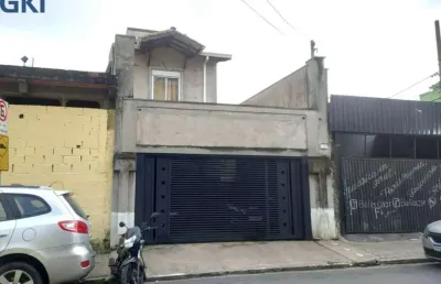 Casa/sobrado com 223m2 ac, 3 dorm. (1 suíte c/closet) 2 vagas cobertas